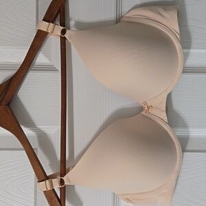 Soma 38 C Elegant Cream Underwire Bra Embraceable Average Coverage Jewel Accent